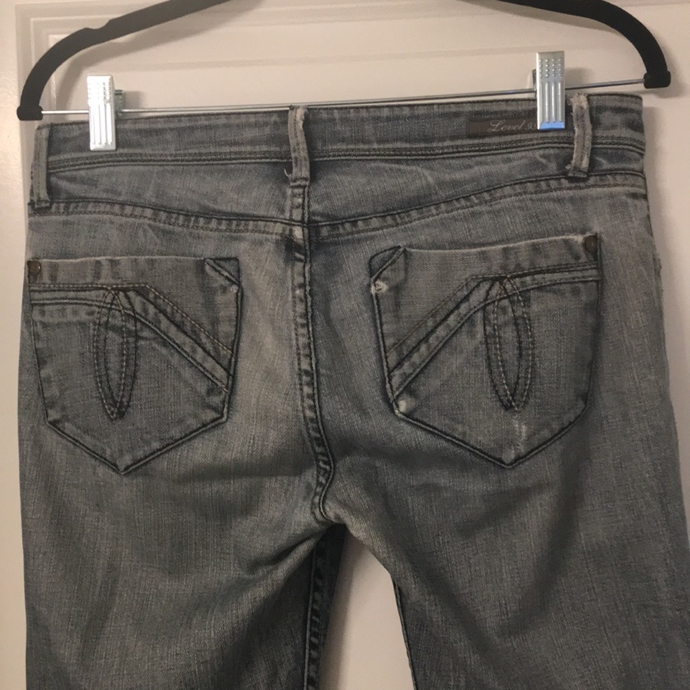 ✨ Moving sale 🚗- Level 99 Light Wash Jeans, Size 27 - Picture 9 of 11